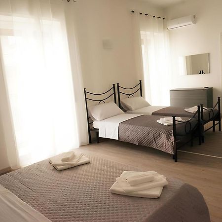 Bed and Breakfast La Residenza Di Adamo Syracuse Esterno foto