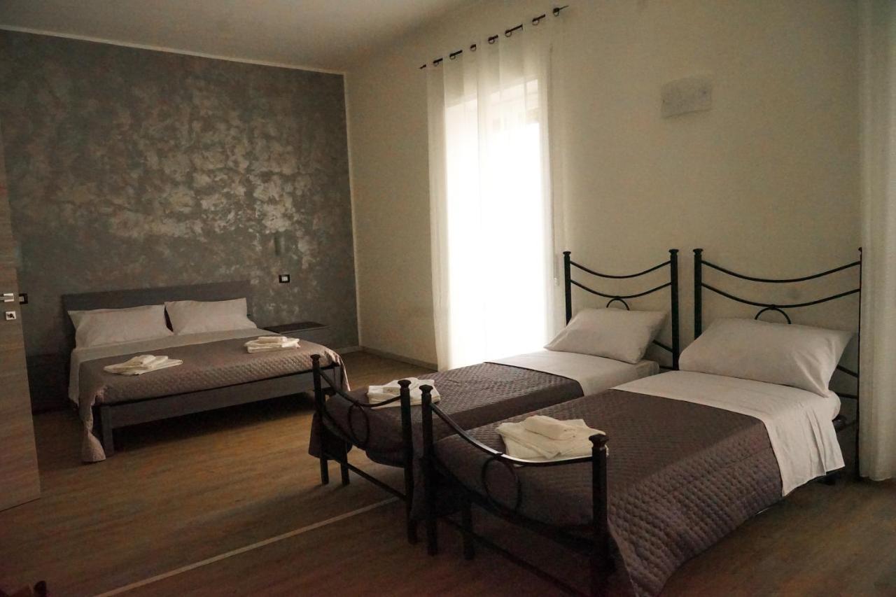 Bed and Breakfast La Residenza Di Adamo Syracuse Esterno foto